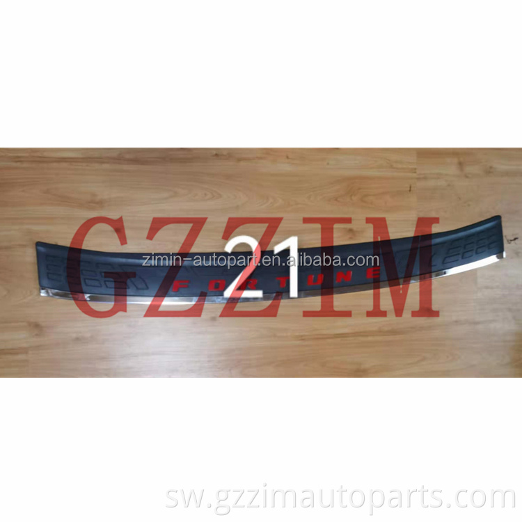 ABS Plastiki nyuma bumper sahani nyuma bumper linda sahani kwa fort*ner 2012-2016 2021